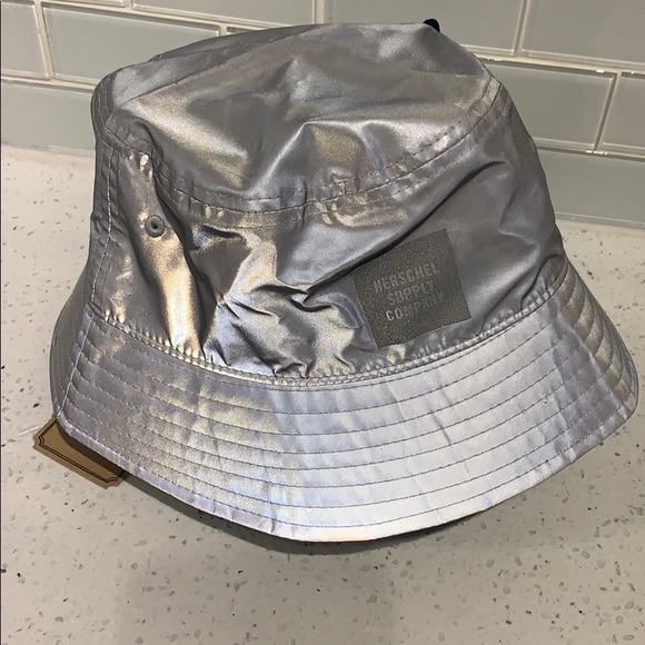 running bucket hat